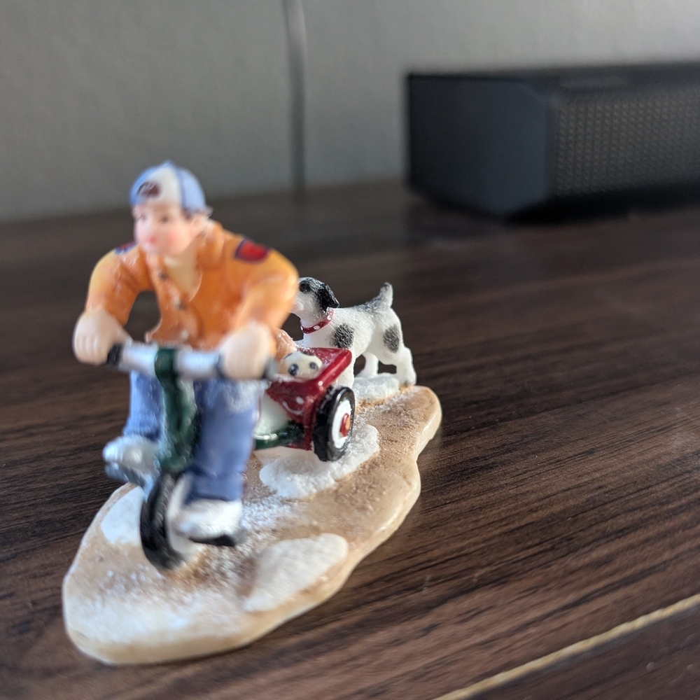 Member's Mark Figurine with Dogs